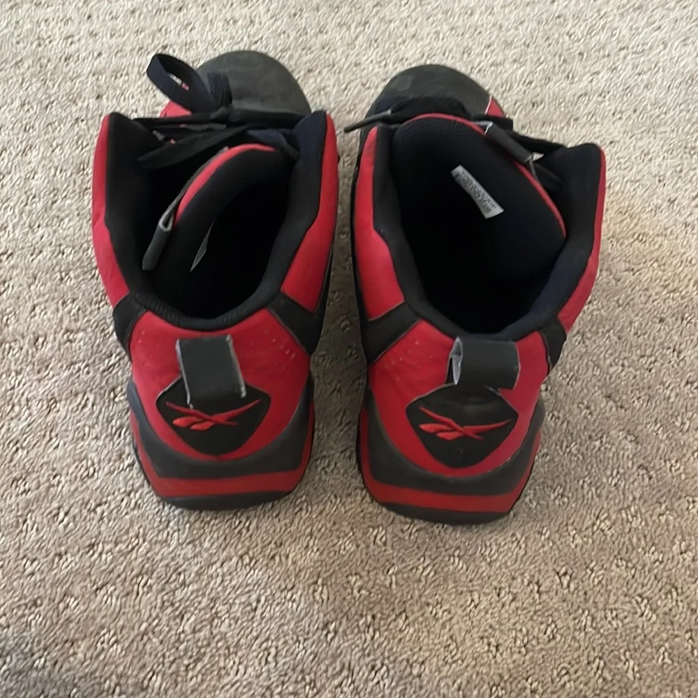 Men’s Reebok - Picture 3 of 3
